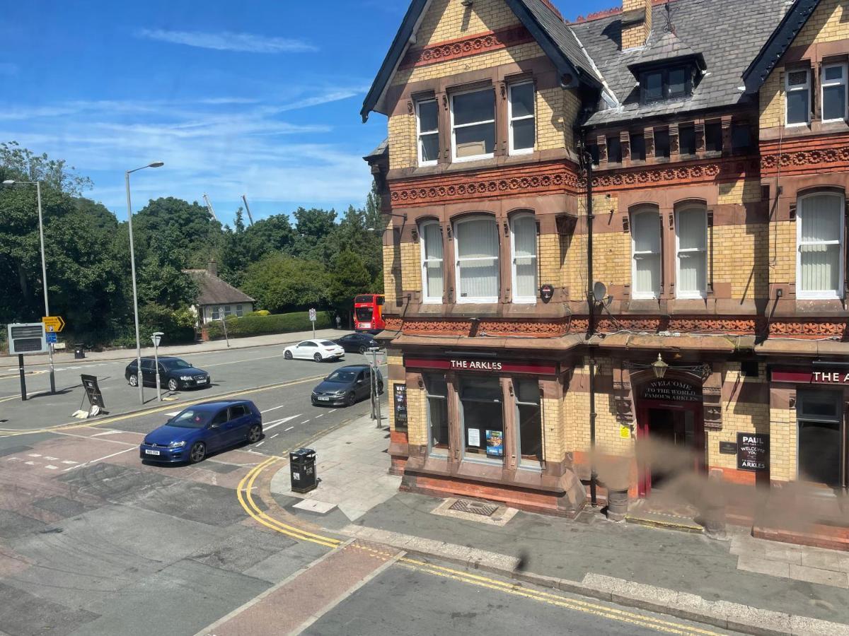 264 The Road End Hotel Liverpool Exterior photo